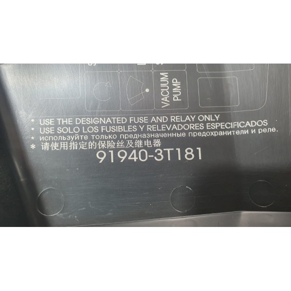 Tampa Caixa De Fusíveis Kia Quoris 3.8 2015