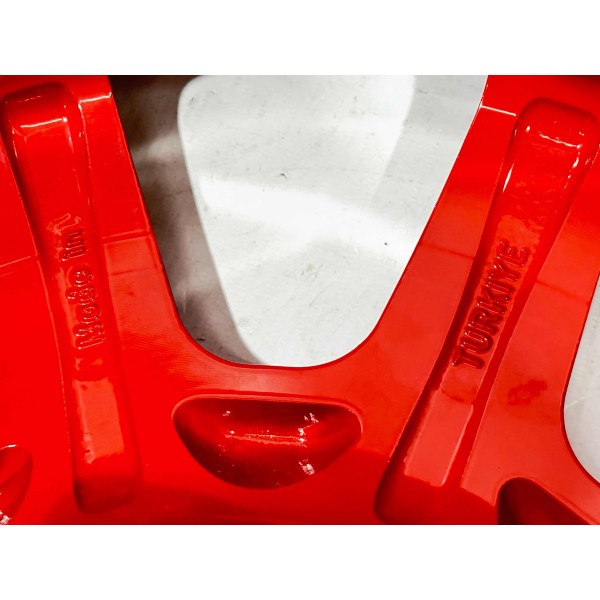 Roda Estepe Porche Cayenne Touareg Aro 18 2011-2018 Usado Vermelho