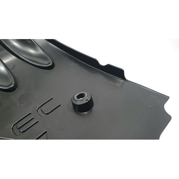 Capa Do Motor (com Detalhes) Mitsubishi Outlander 2016