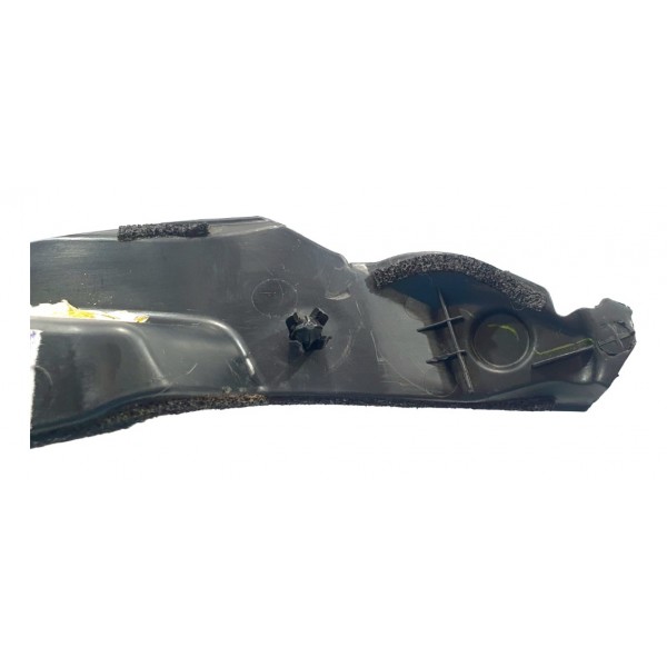 Isolador Para-lama Direito Hyundai Creta Action 2022