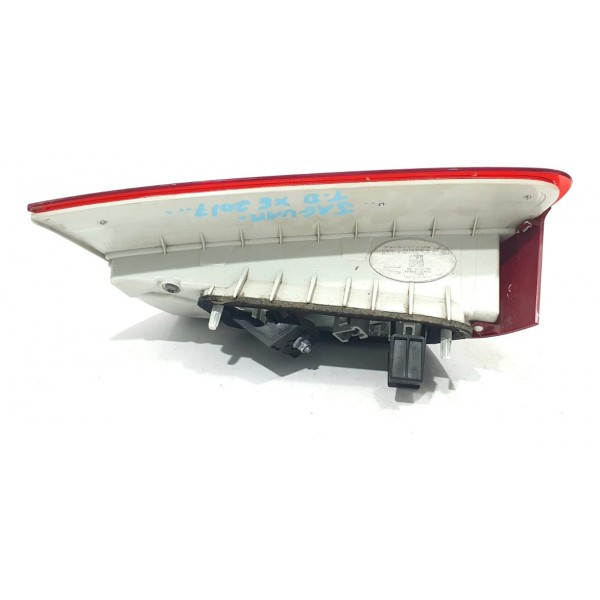 Lanterna Da Tampa Traseira Direita Jaguar Xe 2.0 2016 Direito