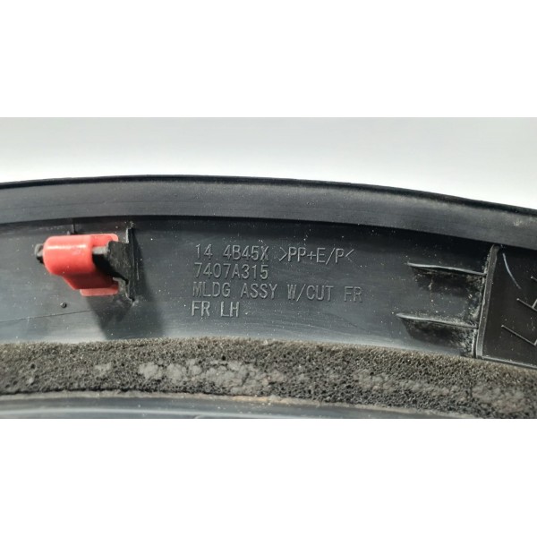 Moldura Friso Parachoque Diant Esq Mitsubishi Outlander 2018