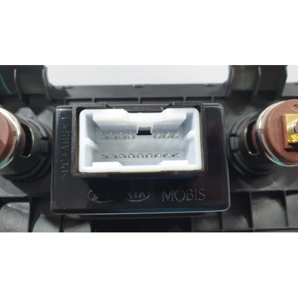Moldura Com Entradas 12v Usb Aux Hyundai Creta 1.6 Aut 2021
