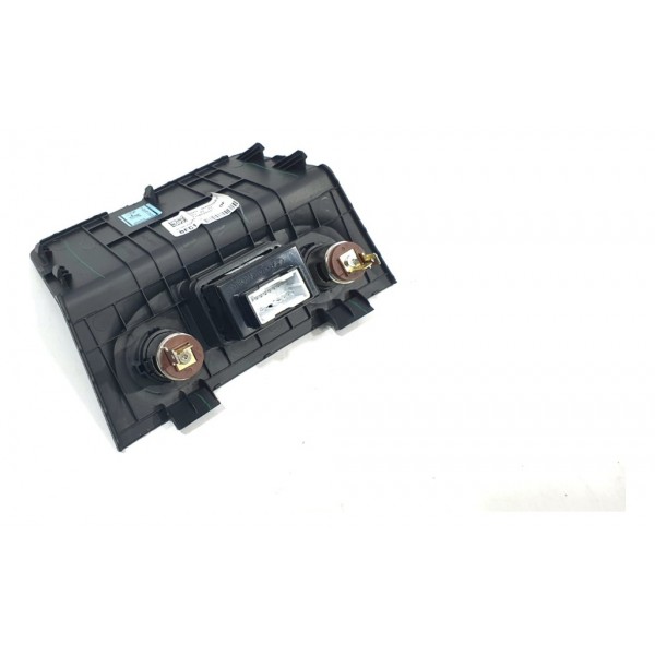 Moldura Com Entradas 12v Usb Aux Hyundai Creta 1.6 Aut 2021