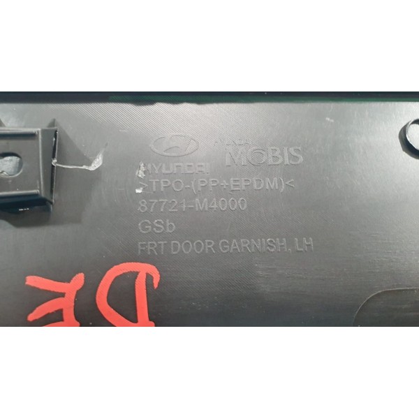 Moldura Externa Porta Dianteira Esquerda Hyundai Creta 2021