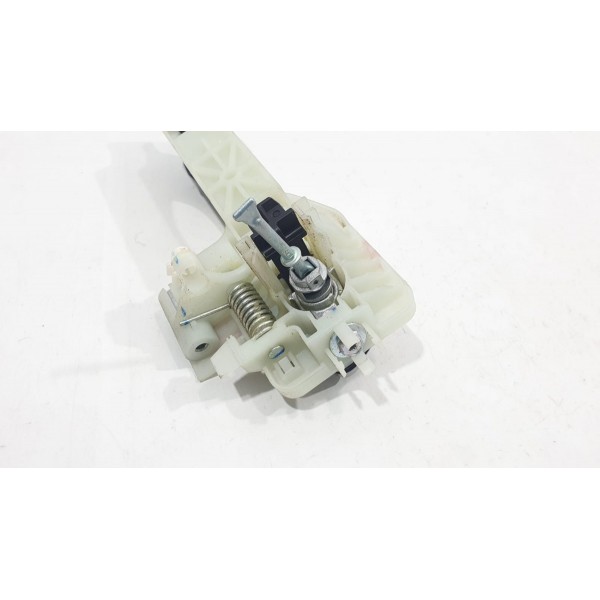 Maçaneta Porta Dianteira Esquerda Hyundai Creta 1.6 Aut 2021 Dianteira