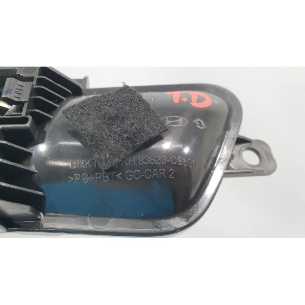 Maçaneta Interna Porta Traseira Dir. Hyundai Creta 1.6 2021