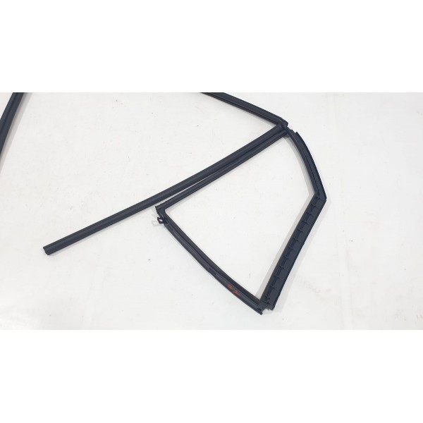 Borracha Guarnição Vidro Tras Dir Hyundai Creta 1.6 Aut 2021