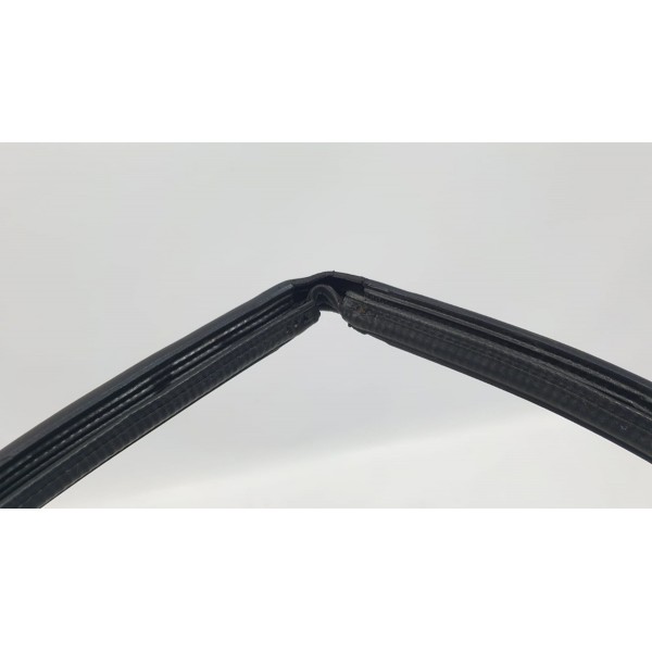 Borracha De Porta Traseira Esq Toyota Prius Hybrid 1.8 2018