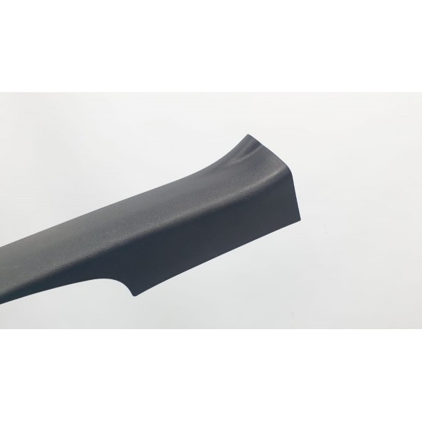 Acabamento Soleira Porta Tras Esq Toyota Prius Hybrid  2018