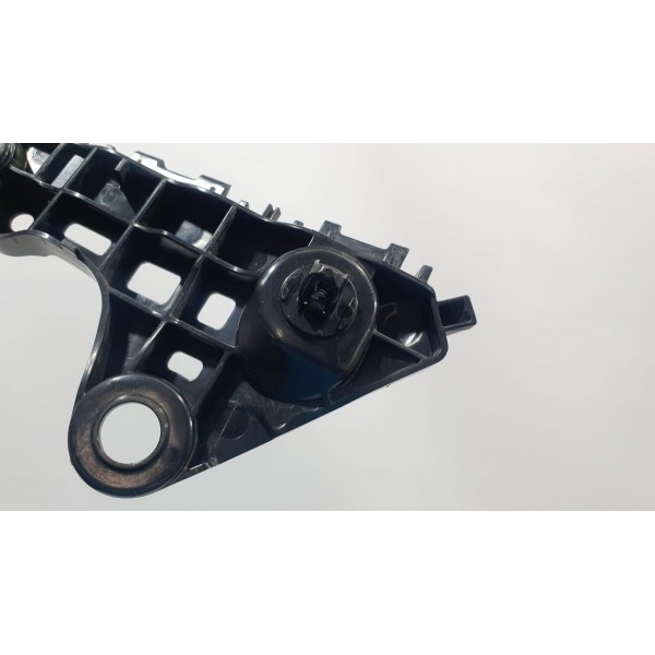 Guia Parachoque Dianteiro Esq Toyota Corolla Cross Xrx 2023