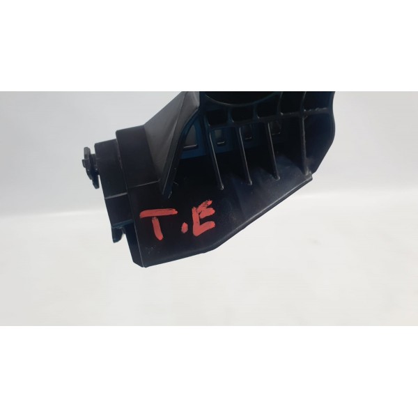 Suporte Guia Parachoque Tras Esq Toyota Corolla Cross 2023