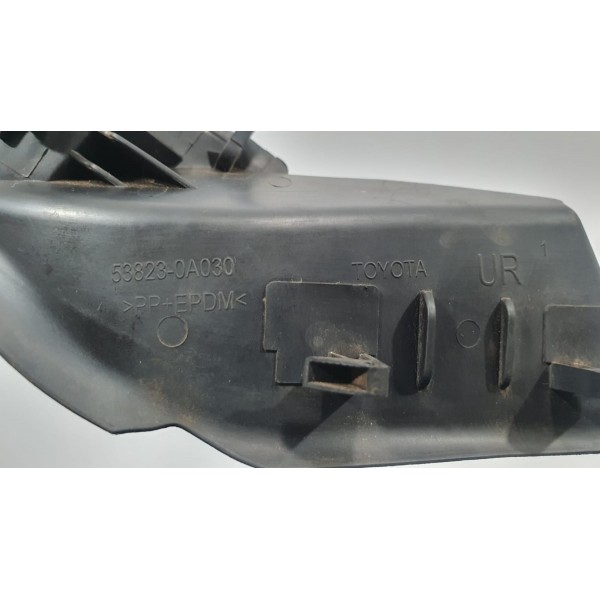 Acabamento Moldura Churrasq. Dir Toyota Corolla Cross 2023