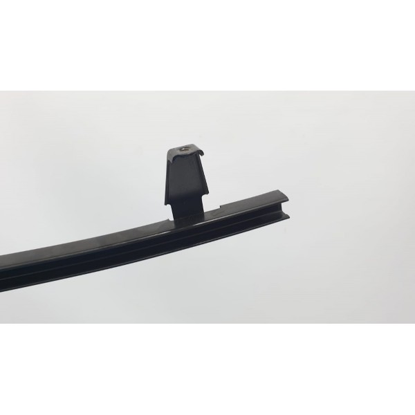 Guia Vidro Porta Dianteira Esq Corolla Cross Xrx Hybrid 2023