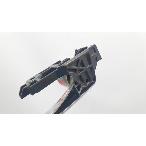 Maçaneta Interna Porta Tras Esquerda Corolla Cross Xrx 2023 Traseira