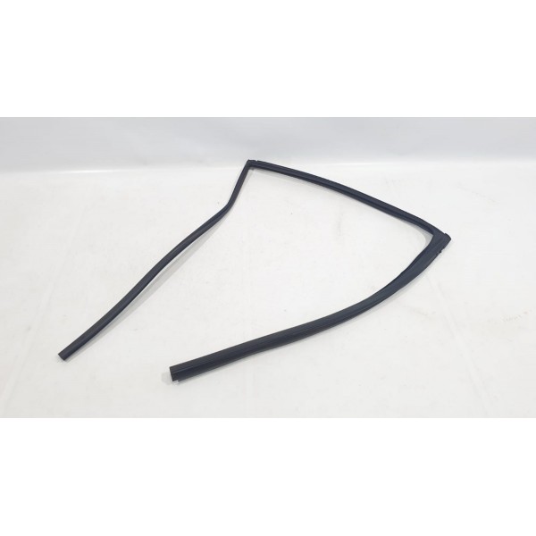 Canaleta Borracha Porta Traseira Esquerda Corolla Cross 2023