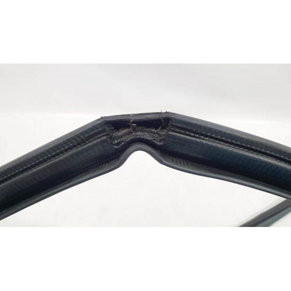 Borracha Porta Diant Esq Toyota Corolla Cross Xrx  2023