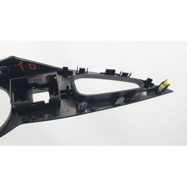 Moldura Botão Vidro Elétrico Porta Tras Dir Corolla Cross 23