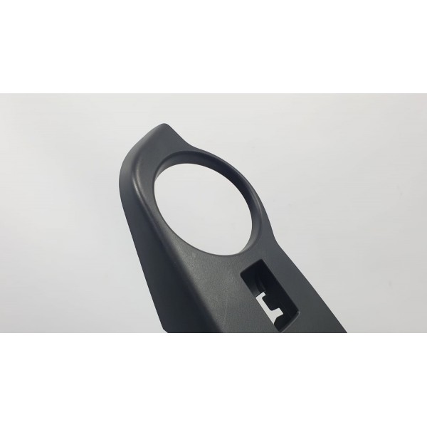 Moldura Botão Vidro Elétrico Porta Tras Dir Corolla Cross 23