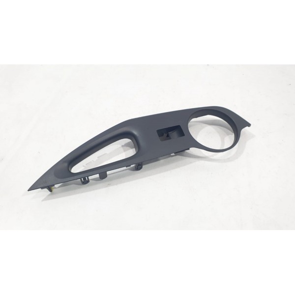 Moldura Botão Vidro Elétrico Porta Tras Dir Corolla Cross 23