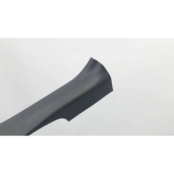 Soleira Porta Traseira Esquerda Toyota Corolla Cross 2023