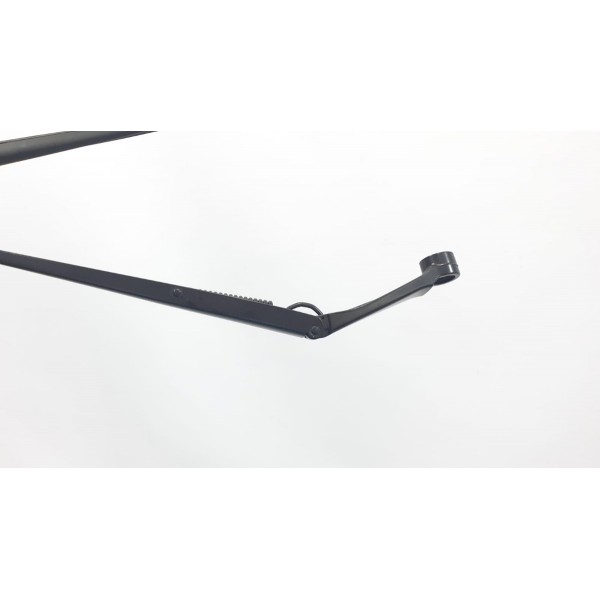 Braço Limpador Esquerdo Toyota Corolla Cross Xrx Hybrid 2023 Esquerdo