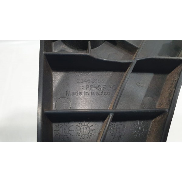 Guia Parachoque Traseiro Esq Equinox Premier 1.5 Turbo 2022