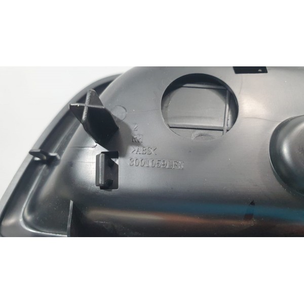 Moldura Maçaneta Interna Tras Dir Dodge Journey 2014 C/det Traseira