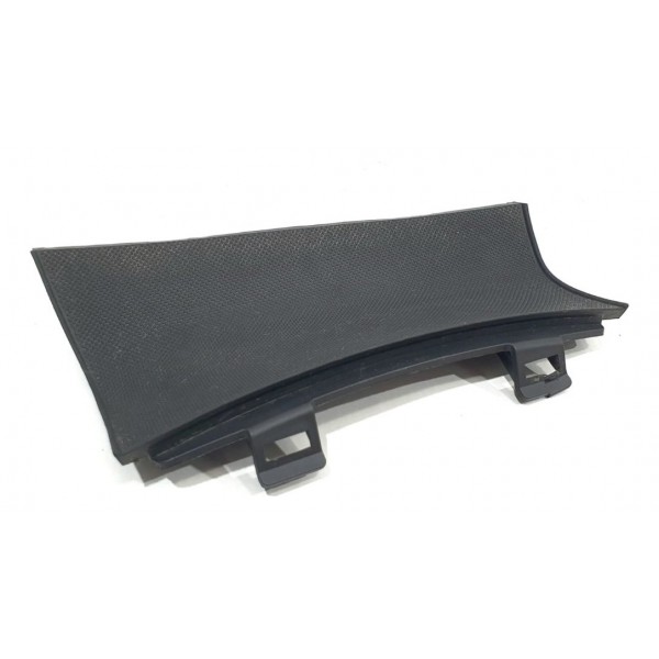 Acabamento Lanterna Traseira Audi Q3 2015 Preto