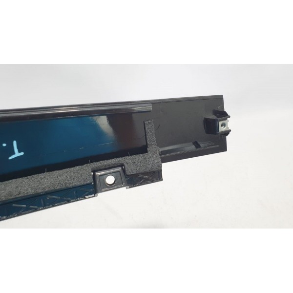 Aplique Coluna Porta Tras Dir Gm Equinox Premier 1.5 2022 Preto