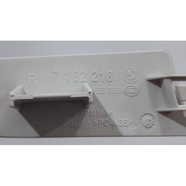 Refletor Parachoque Bmw 7162218 Vermelho