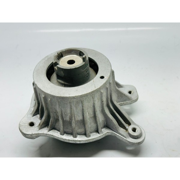 Coxim Motor Direito Mercedes-benz (w205) C180 2017