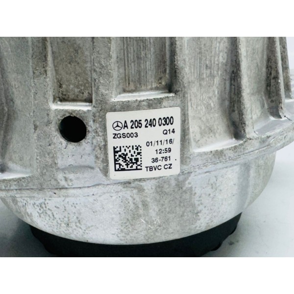 Coxim Motor Direito Mercedes-benz (w205) C180 2017