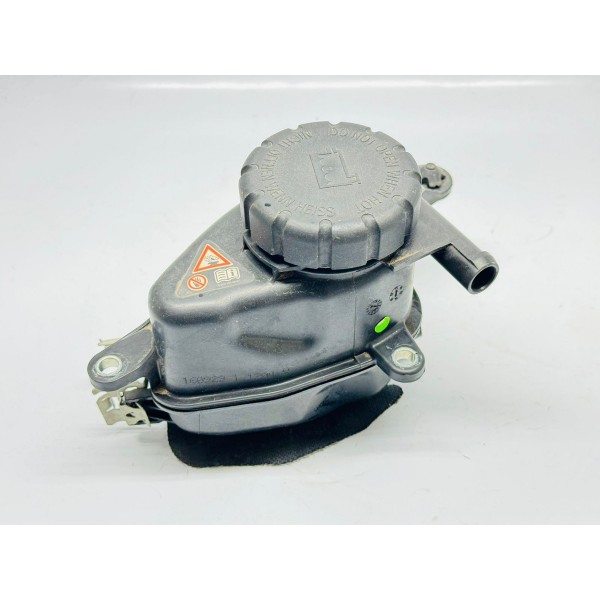 Reservatório Água Mercedes-benz (w205) C180 2017