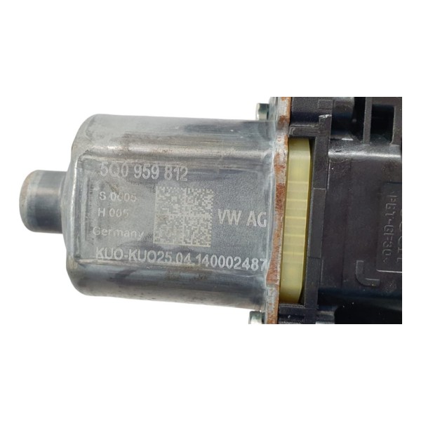 Motor Máquina De Vidro Traseiro Direito Audi A3 5q0959811