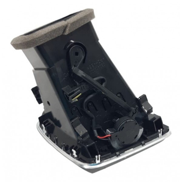 Difusor De Ar Lado Esquerdo Audi Q3 2015 8u1820901b