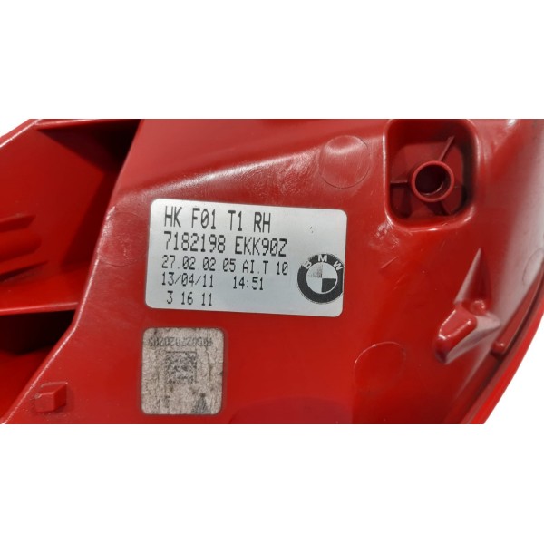 Lanterna Traseira Direita Bmw 750i Hybrid 2012 7182198 Direito Vermelho
