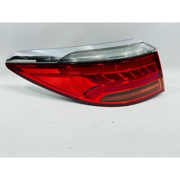 Lanterna Traseira Esquerda Kia Quoris 2016 Esquerdo Vermelho