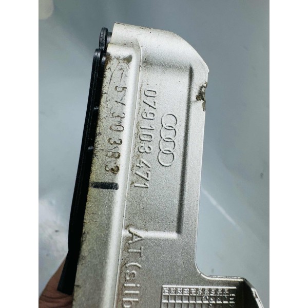 Tampa Válvula Esquerda Motor Audi Q7 4.2 V8 2014 079103471