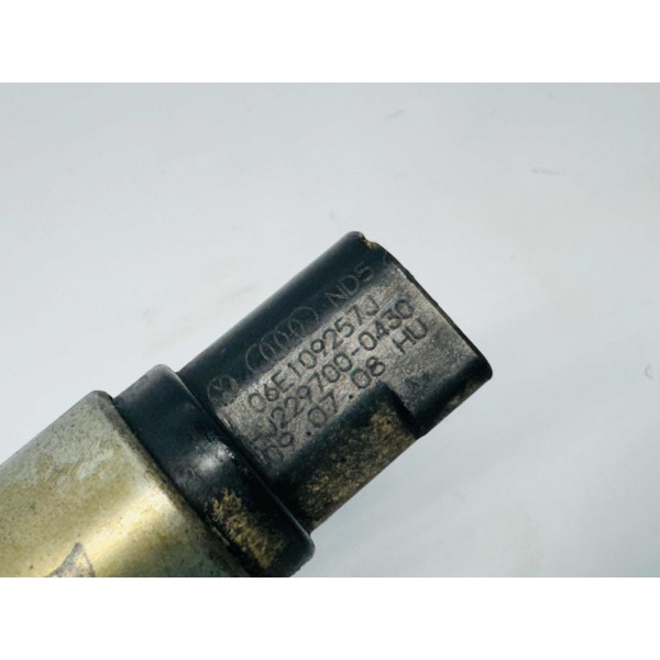 Válvula Solenoide Motor Audi Q7 4.2 V8 2014 06e109257j