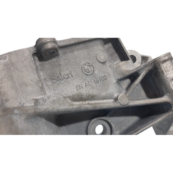 Carcaça Bomba Dágua Bmw 320i Gp Sport 2022