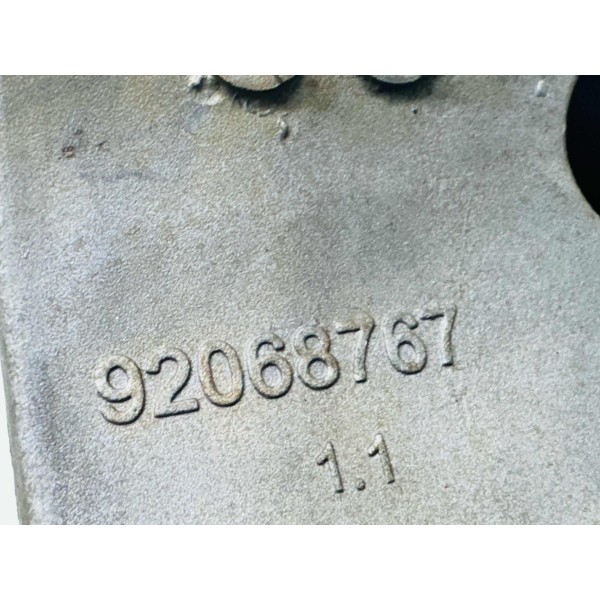 Suporte Alternador Omega Fittipaldi V6 3.6 2012 92068767