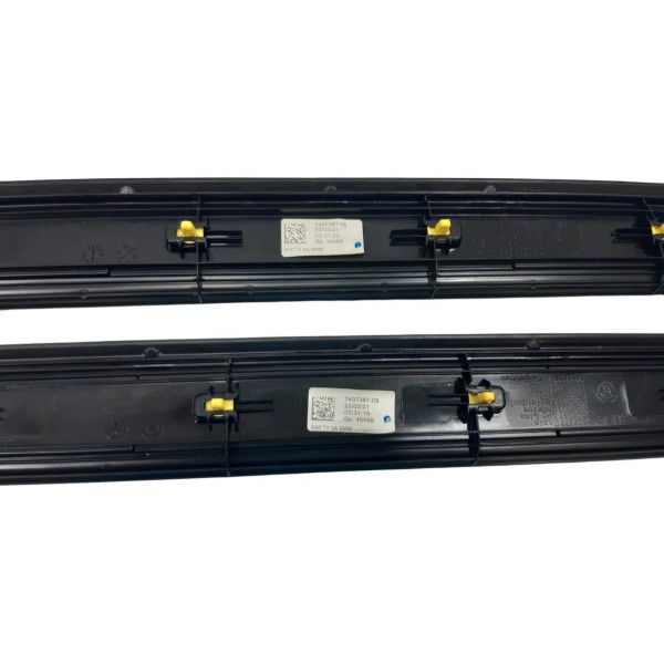 Par De Soleiras Bmw Dianteira Bmw 320i Gp Sport 2022 Preto/prata