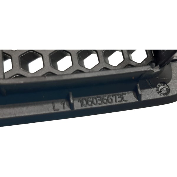 Moldura Saída Ar Painel Lado Direito Bmw 320i Gp Sport 2022