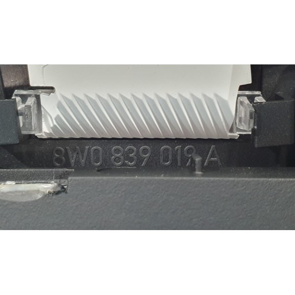 Maçaneta Traseira Esquerda Audi A5 2.0 Tfsi 2019 - Traseira