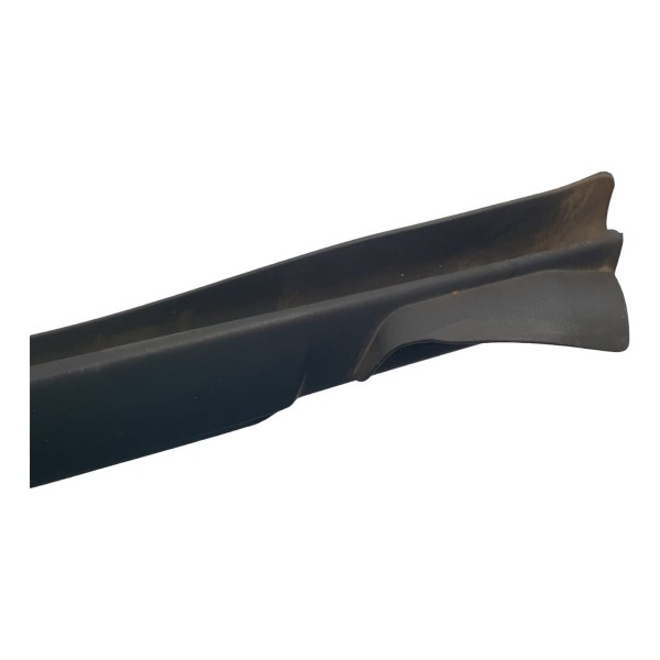 Moldura Vidro Para-brisa Lado Direito Bmw 320i M Sport 2022 Preto