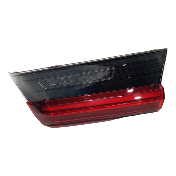 Lanterna Tampa Traseira Direita Bmw 320i M Sport 2022 Direito Vermelho