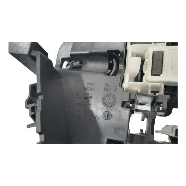 Maçaneta Dianteira Esquerda Bmw 320i M Sport 2022 Dianteira