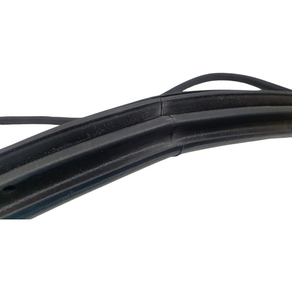 Borracha Porta Dianteira Esquerda Bmw 320i M Sport 2022