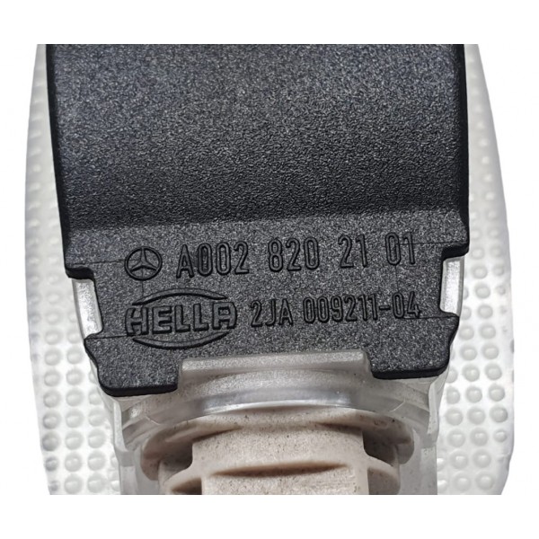 Luz De Cortesia Mercedes C180 2019